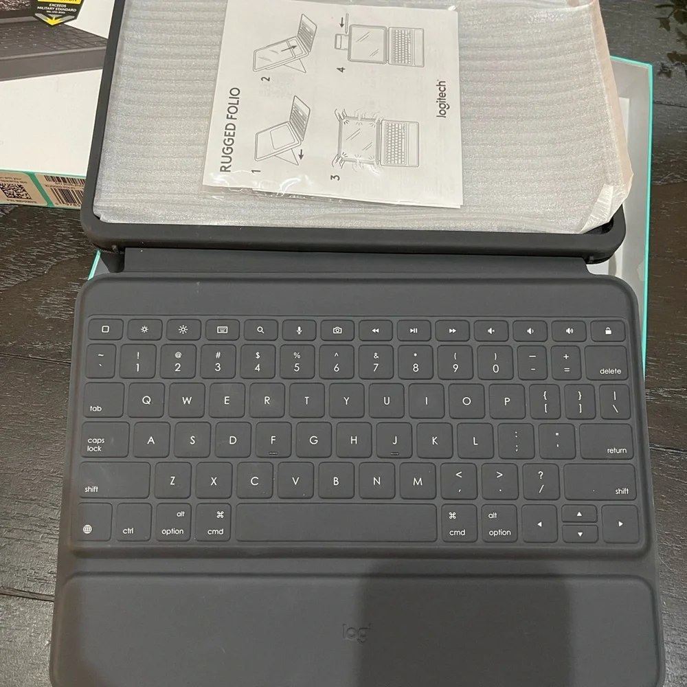 Logitech Apple IPad (7th, 8th, 9th Gen) Rugged Case with Integrated Keyboard